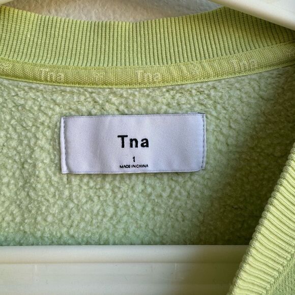 $5/$25 Aritzia Tna Cozy Fleece Boyfriend Crew Sweatshirt Size 1 Bright Green - Picture 4 of 6